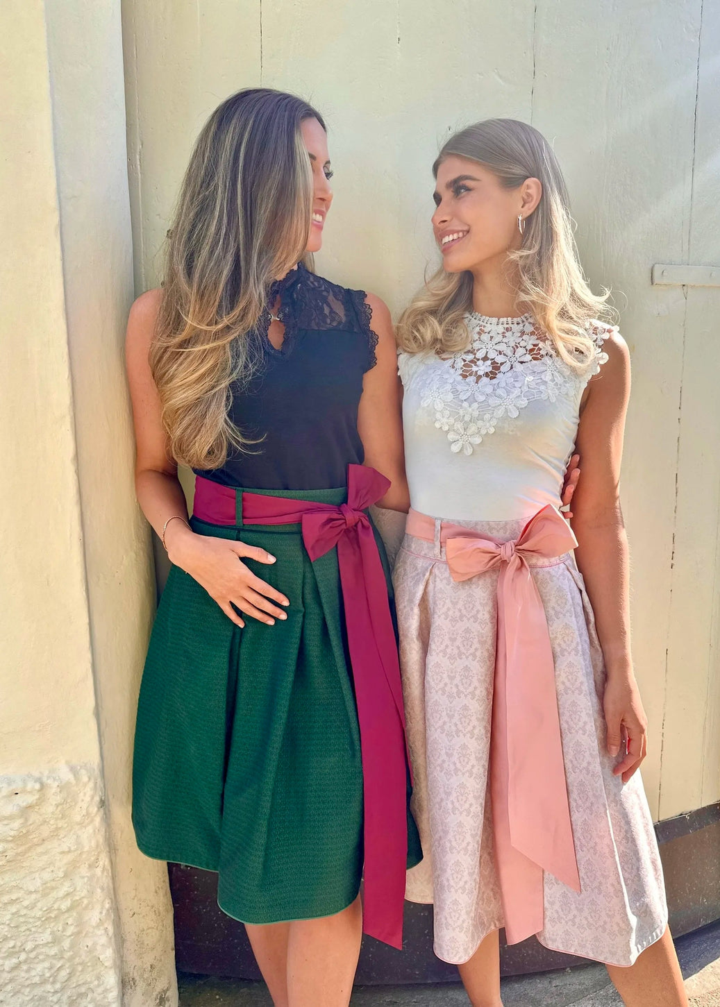 Kategoriebild für elegante Damenröcke – festliche Trachtenmode